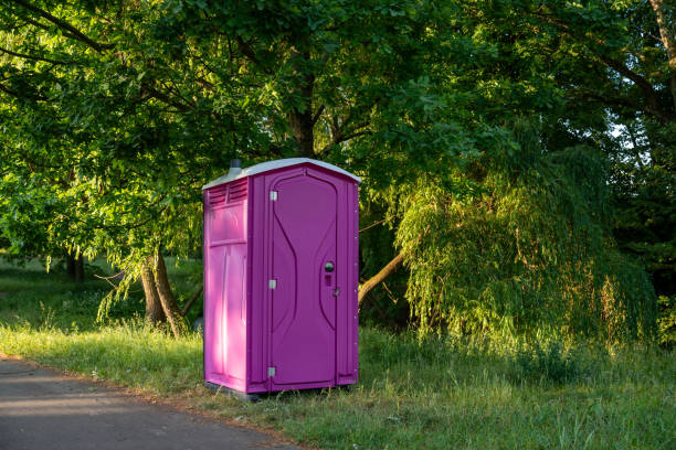 Porta potty delivery and setup in Alexandria, IN